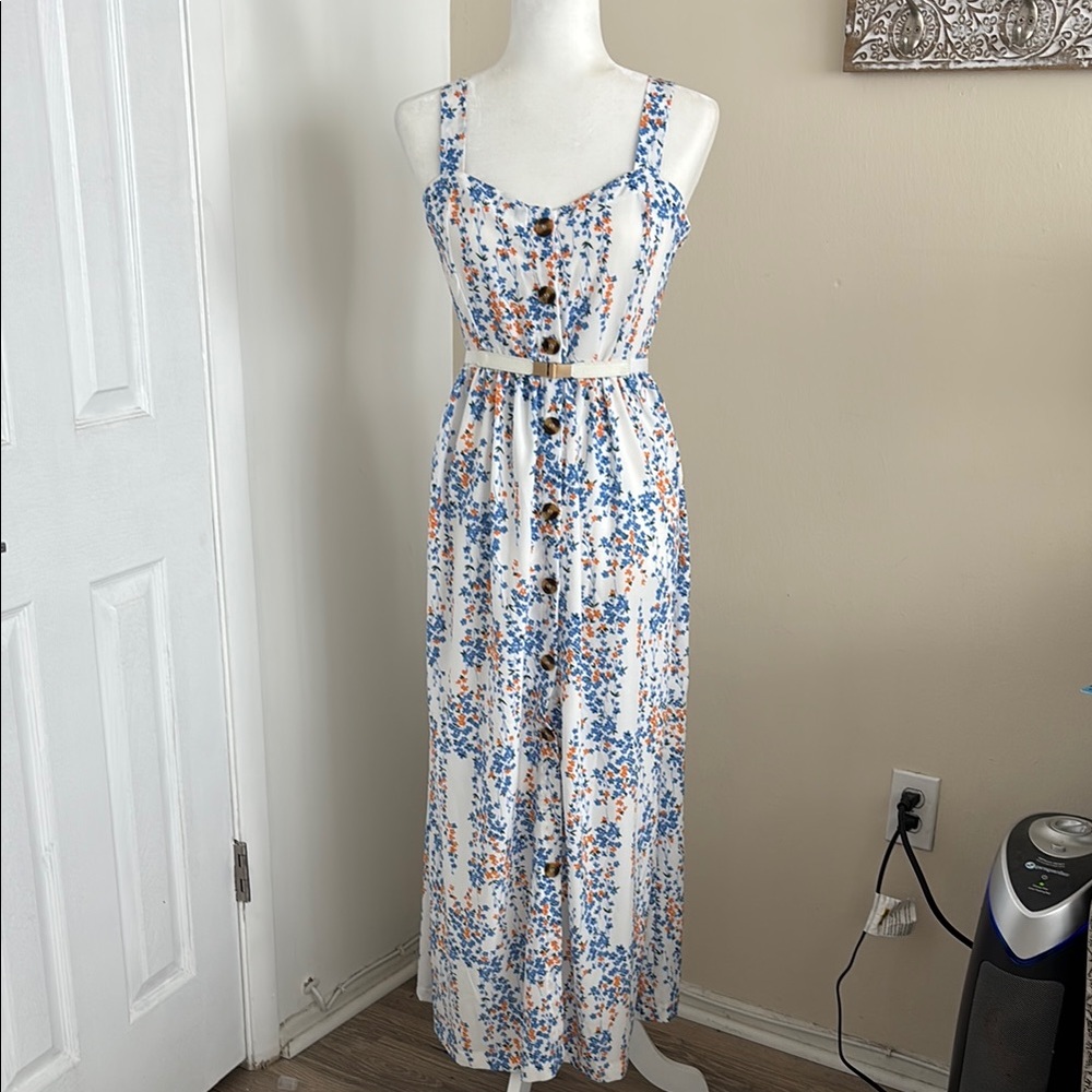 Floral Sleeveless Maxi Dress - White and Blue